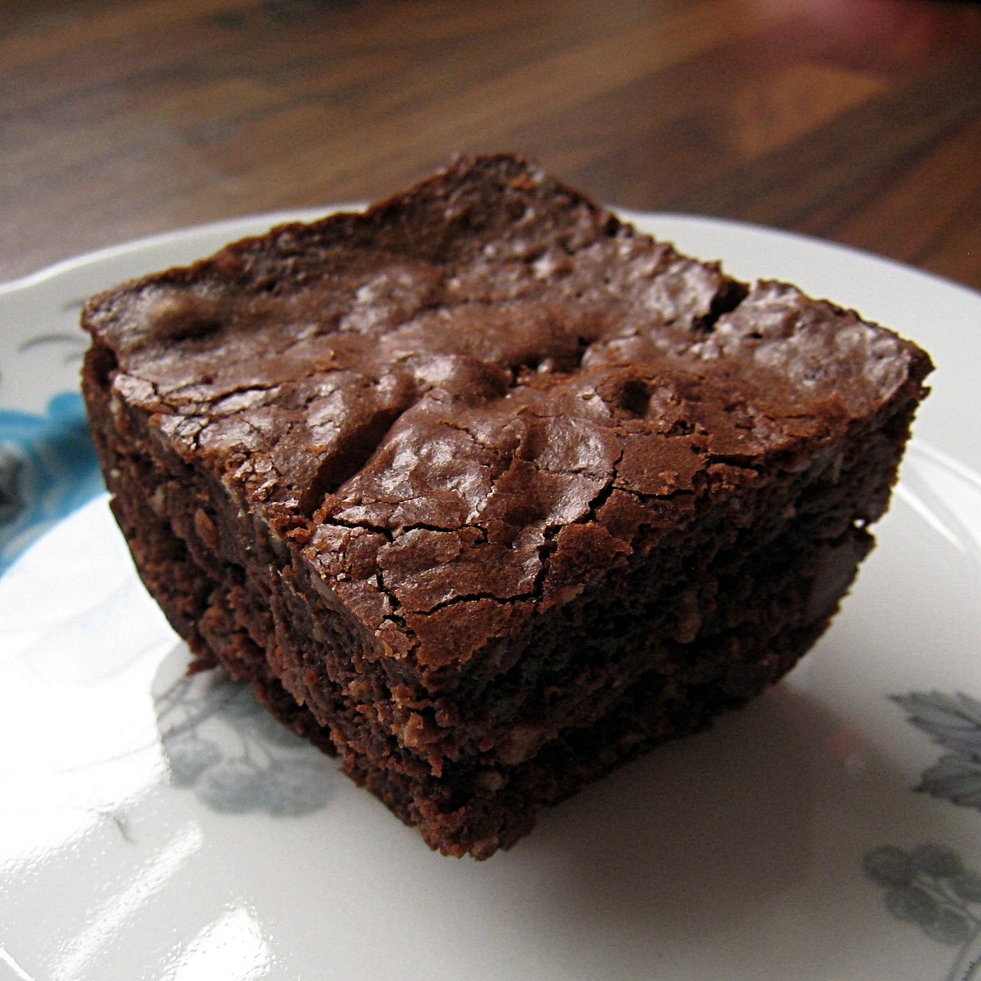 A brownie used as the query image